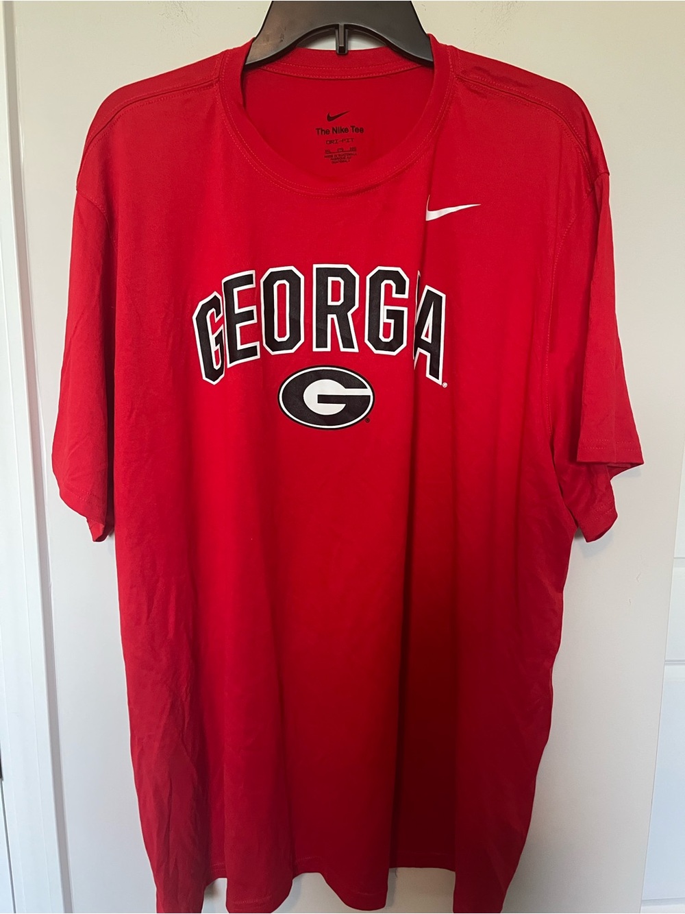 Nike Georgia Bulldogs Red Short Sleeve Tee with White Swoosh